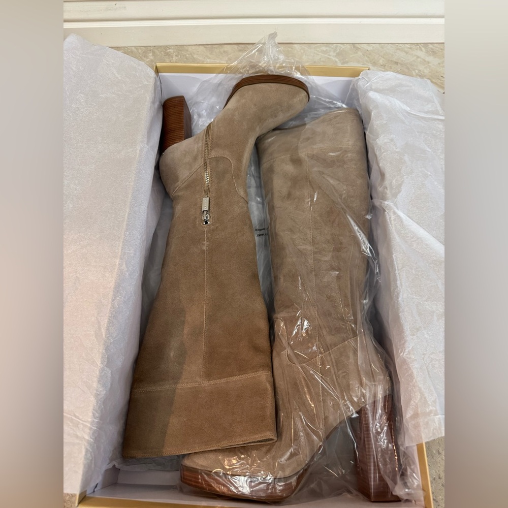 Michael Kors Regina Suede Boots Size 7.5 - Picture 8 of 8